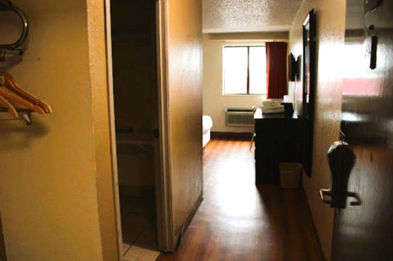 Oyo Hotel Tulsa Ok, I-44 Экстерьер фото